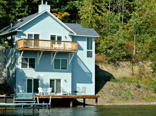 16488 W Lake Rd, Branchport, NY 14418