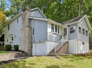 2 Whaleback Waddy, Denville Twp., NJ 07834