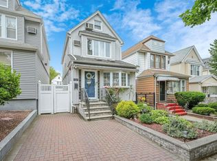 7818 64th Pl, Ridgewood, NY 11385