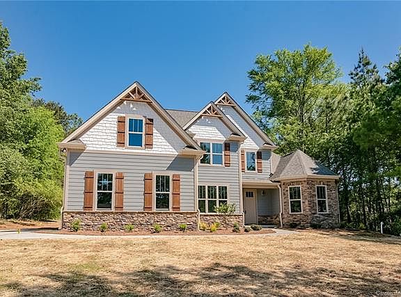 2nd image of 7945 Bradford Ln
