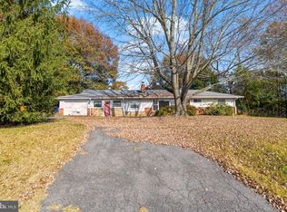 24411 Woodfield Rd, Gaithersburg, MD 20882