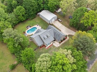 53 Annadale Dr, Maud, TX 75567