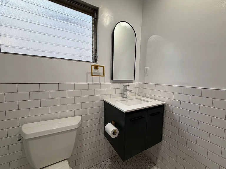 1926 N Vista Del Mar Ave #1 — Photo 14
