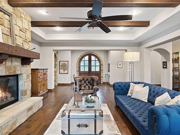 3rd image of 272 Whitney Woods Cir