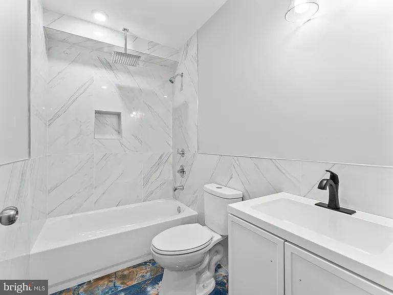 1682 N 54th St #1 — Photo 12