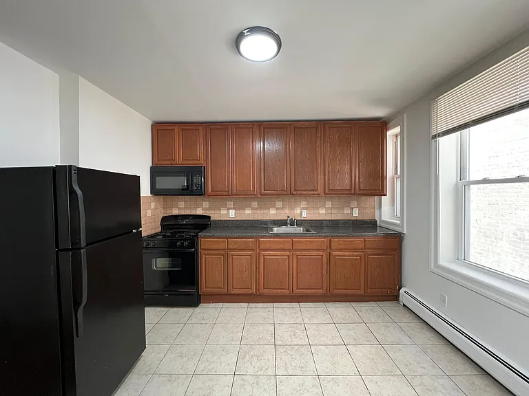 21-23 E 17th St #5B — Photo 1