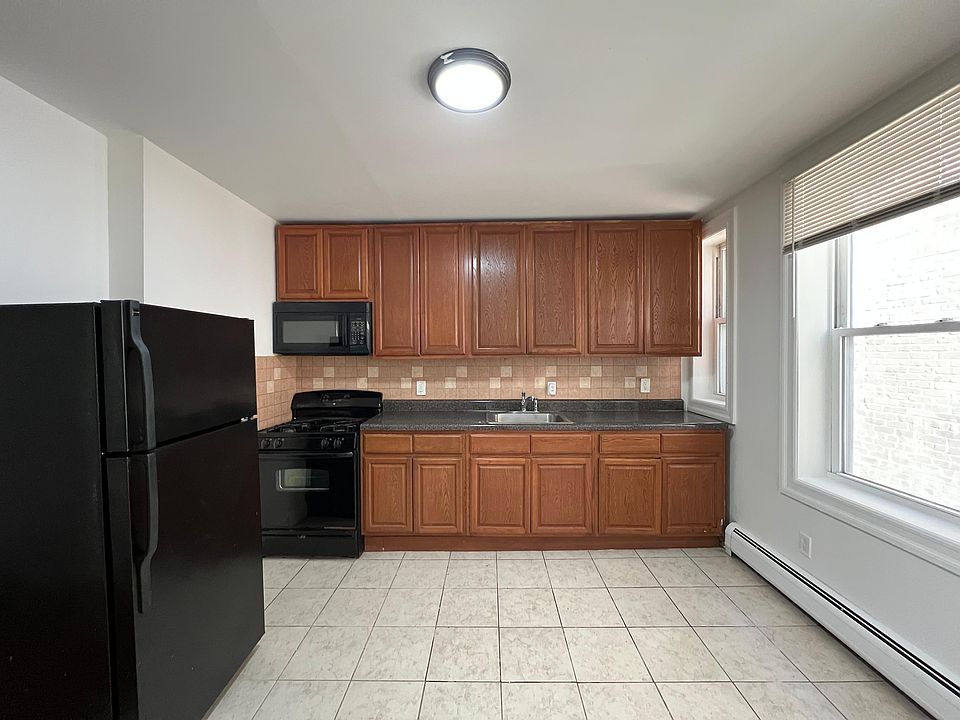 1st image of 21-23 E 17th St #5B