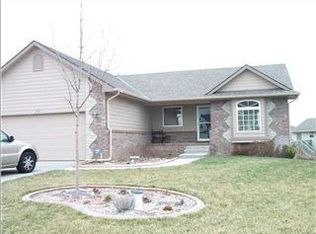 312 E Stone Creek St, Derby, KS 67037