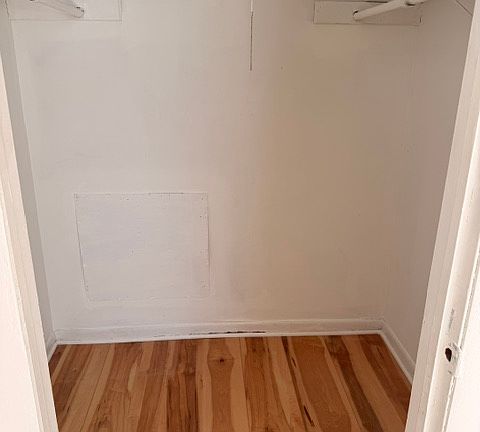 2nd image of 1655 Felten Rd APT 8