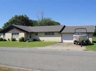 304 E McKennon Rd, Calera, OK 74730