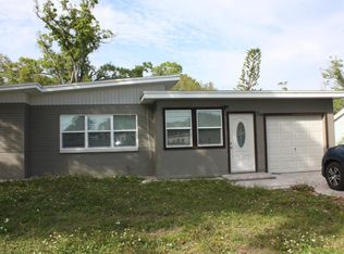 214 8th Ave SW, Largo, FL 33770