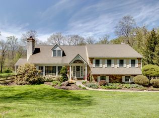 482 Nob Hill Rd, Devon, PA 19333