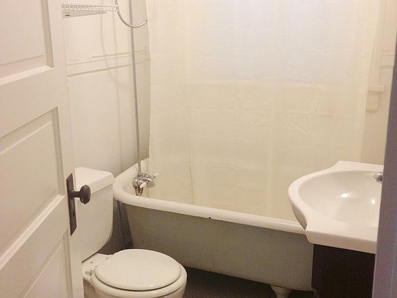 5th image of 316 Tilden St APT A
