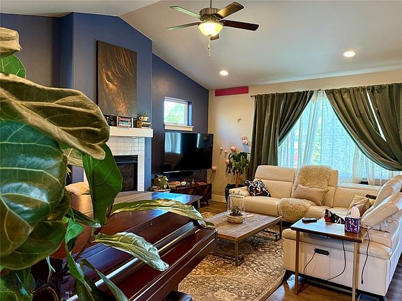 2nd image of 2954 Westwind Way