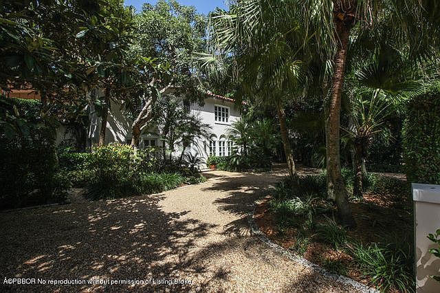 1st image of 315 Clarke Ave