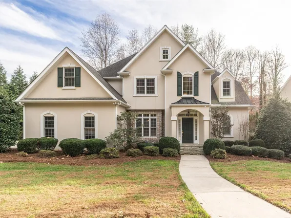 80 Fernbrook Way, Hendersonville, NC 28791