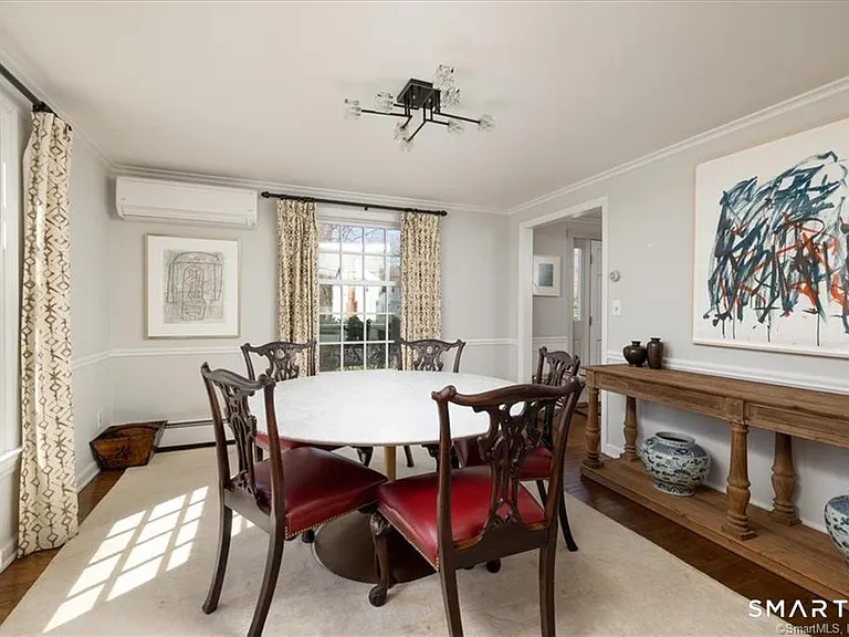 45 Country Club Rd — Photo 3