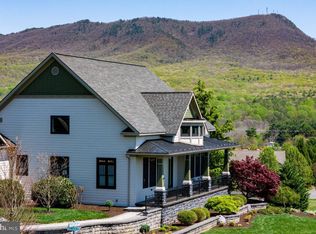 112 Camden Pl, Rockingham, VA 22801