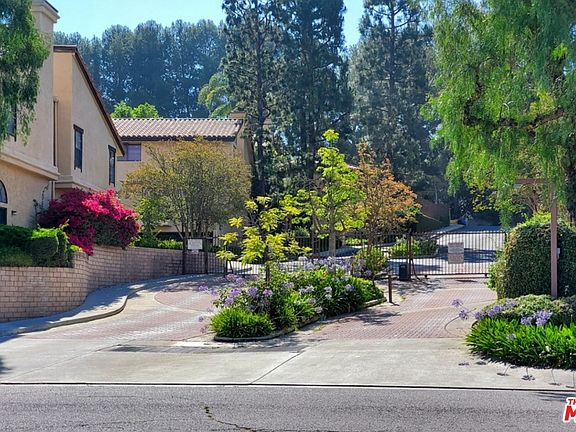 2nd image of 1840 S Marengo Ave APT 54