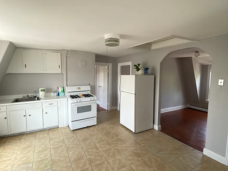 194 Orchard St #3 — Photo 3