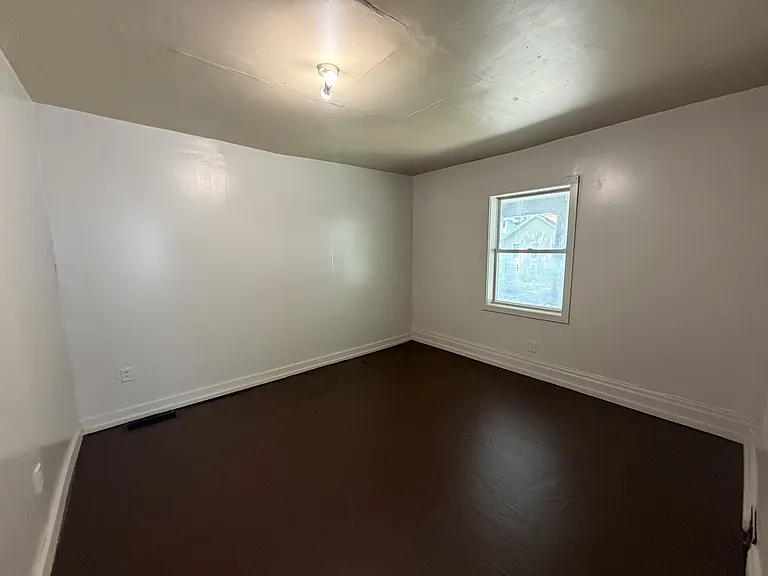 353 Champlain St — Photo 7