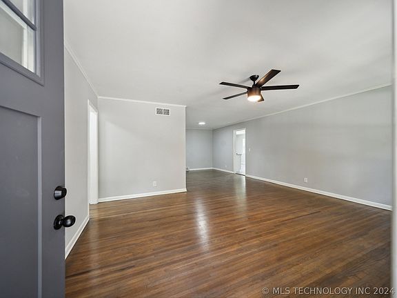 5th image of 414 S 74th East Ave