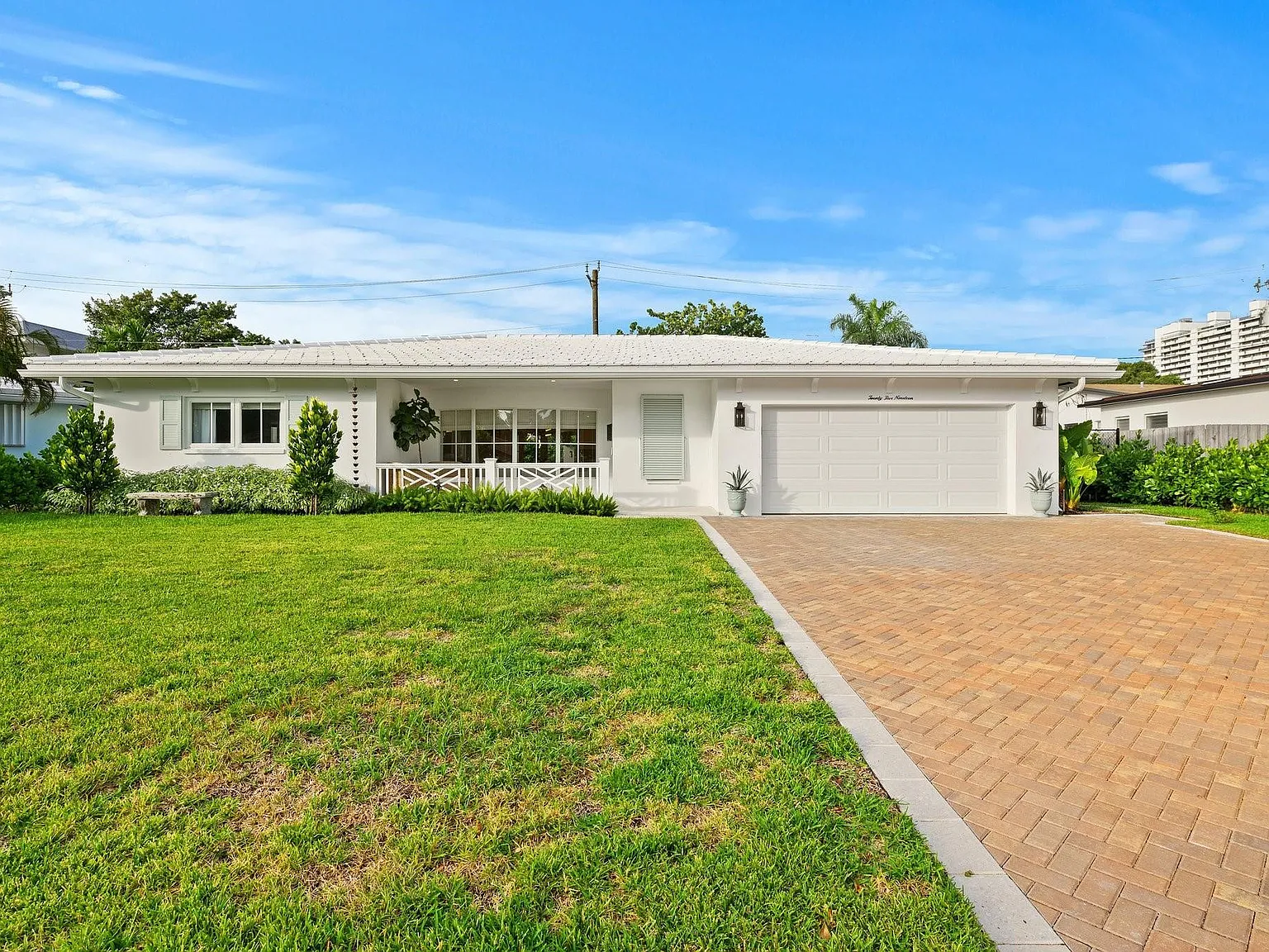 3 bed, 3.5 bath, 2196 sqft, $18,500 — Photo 1