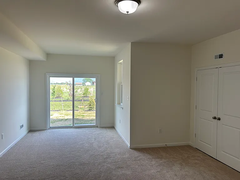 752 Rosler Way — Photo 10