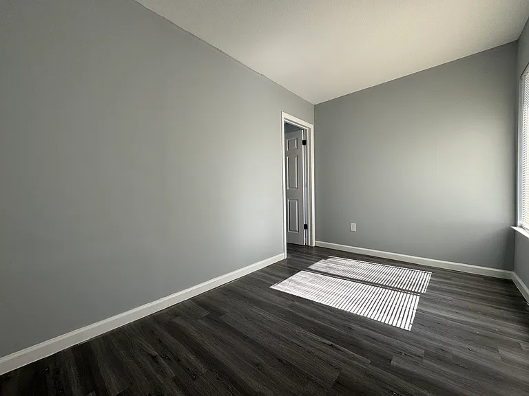 170-4G Hillside Ave — Photo 7