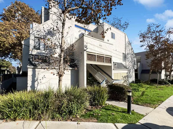 2220 River Run Dr Unit 118, San Diego, CA 92108