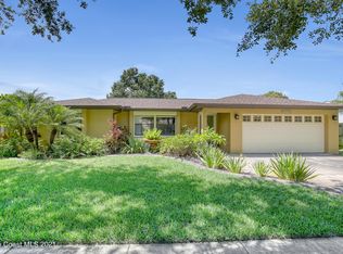 2015 Nicklaus Dr, Melbourne, FL 32935