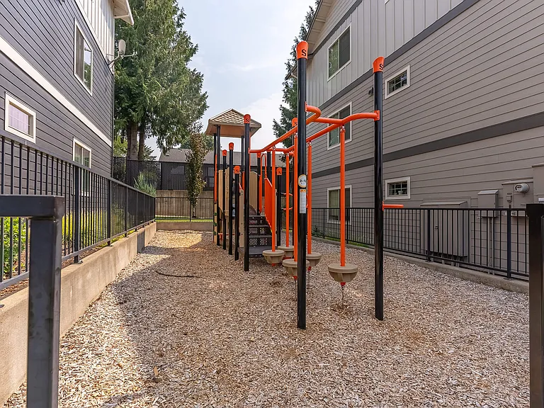 Sandyplace Apartment Homes — Photo 36