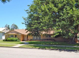 902 E Avenue A, Alpine, TX 79830