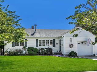 2577 Westlake Ave, Oceanside, NY 11572