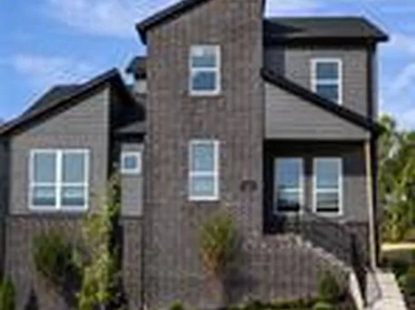 2637 E Livingston Ln, Fayetteville, AR 72703