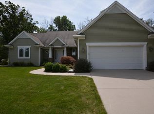 5719 Plumtree Ln, Midland, MI