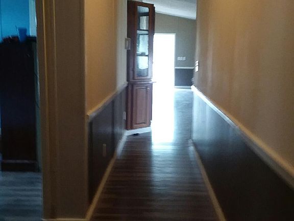 3rd image of 110 Plantation Dr