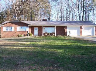 2510 Kingtown Rd, Lenoir, NC 28645