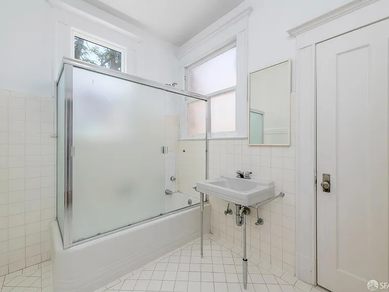 3877 Jackson St — Photo 24