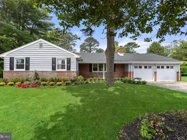 13 Pinehurst Dr, Little Egg Harbor, NJ 08087