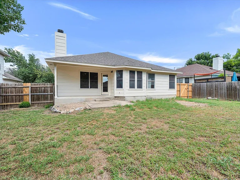 1707 Primrose Ln — Photo 31