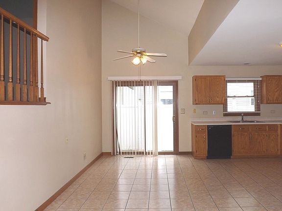 4th image of 3822 Brenton Dr