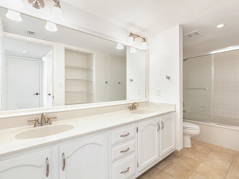 3701 S Flagler Dr #B303 — Photo 12