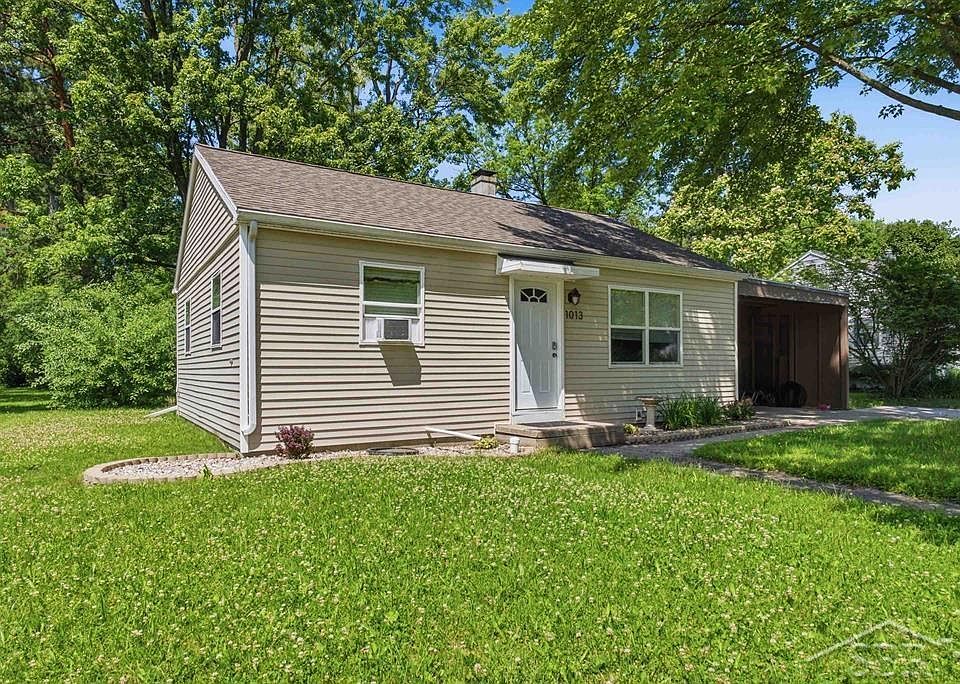 1st image of 1013 E Saint Andrews Rd