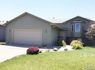 7817 W Eli Ct, Sioux Falls, SD 57106