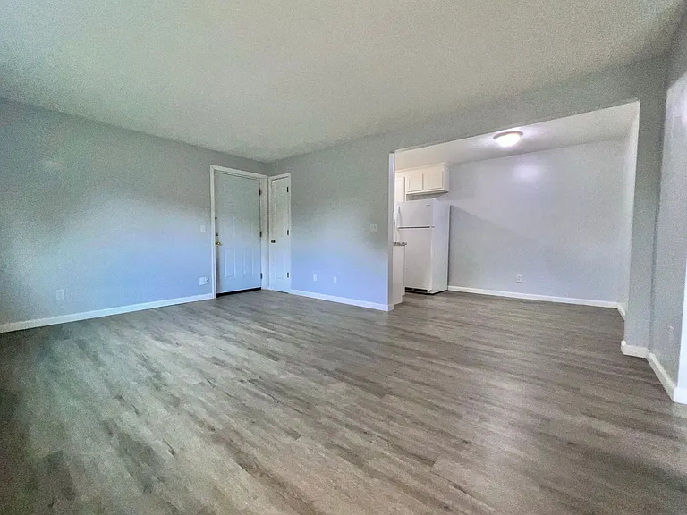 422 S Miami Ave — Photo 32