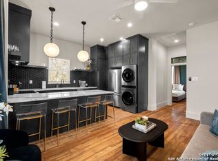 201 E Carson St #2, San Antonio, TX 78208