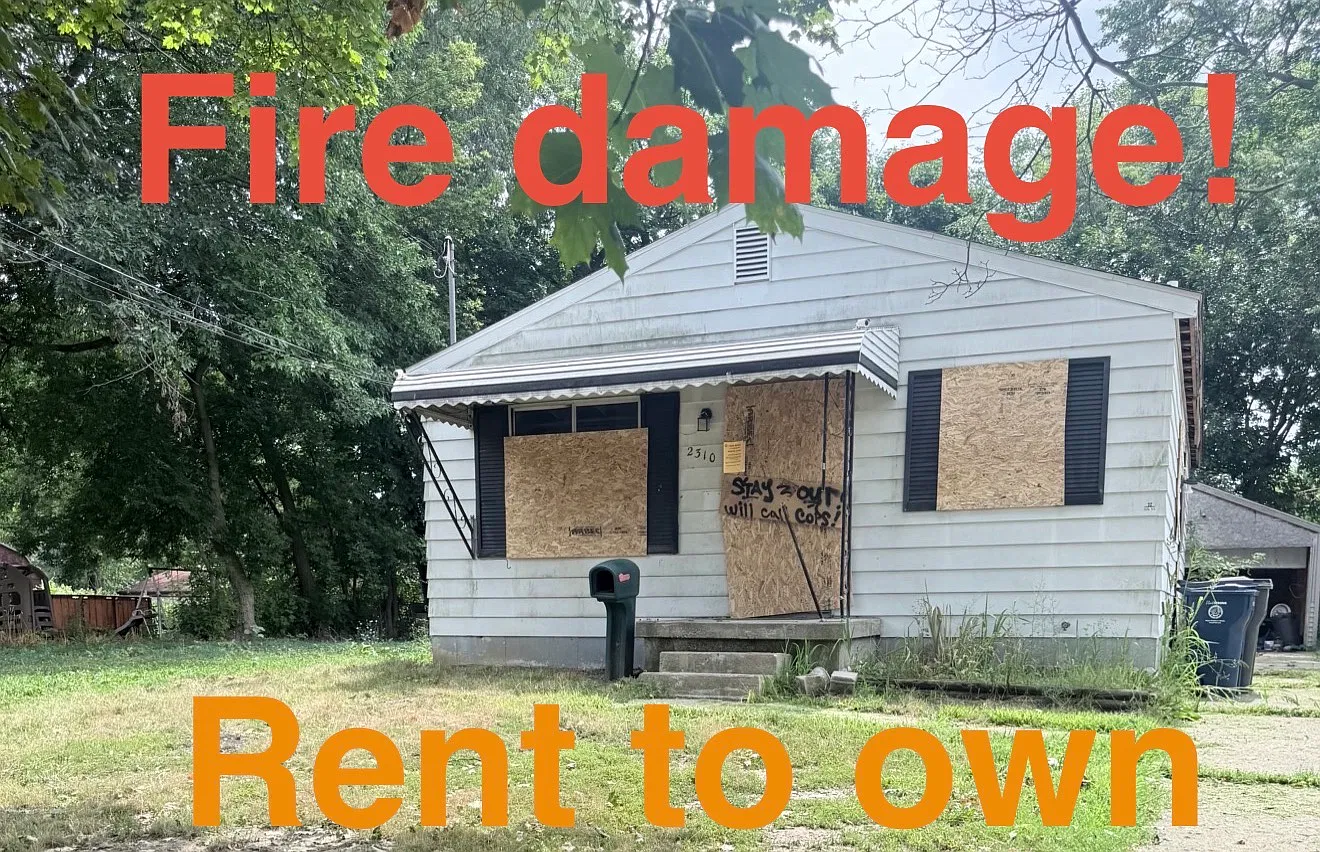 3 bed, 966 sqft, $558 — Photo 1