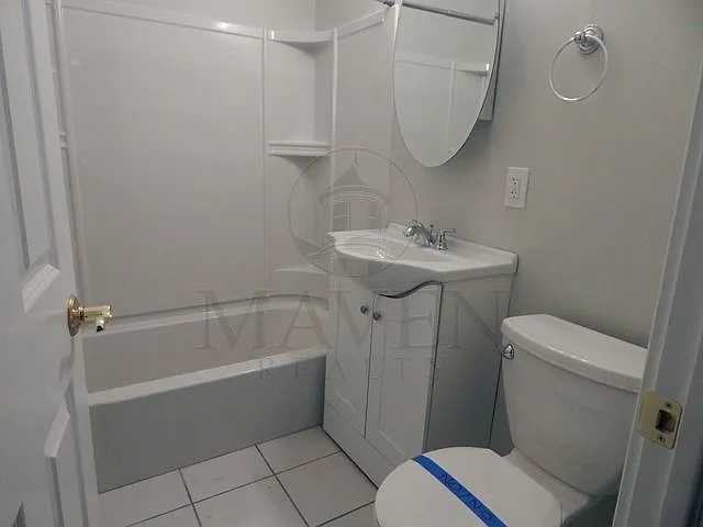 478 Medford St #B — Photo 6