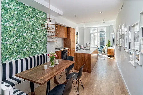 509 Pacific St #3I Photo 1